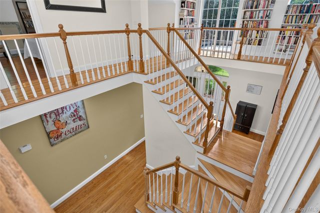 5 Harvey Way, Newburgh, NY 12550