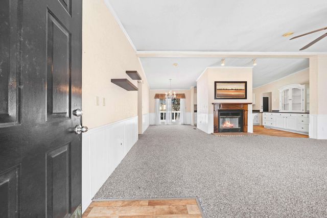 129 Century Cir, Hot Springs, AR 71913