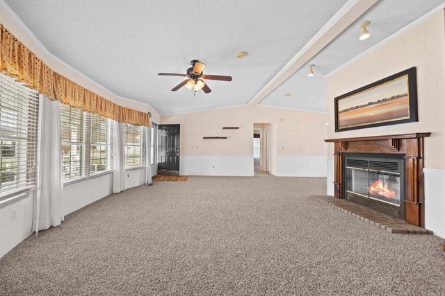 129 Century Cir, Hot Springs, AR 71913