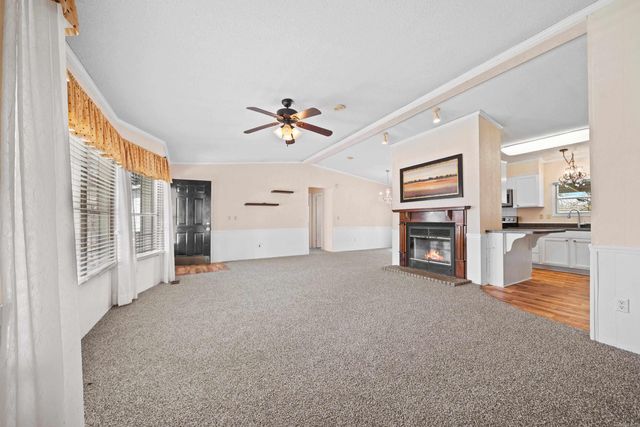 129 Century Cir, Hot Springs, AR 71913