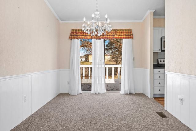 129 Century Cir, Hot Springs, AR 71913