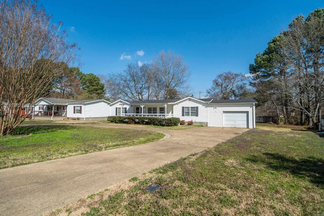 129 Century Cir, Hot Springs, AR 71913