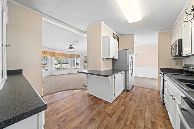 129 Century Cir, Hot Springs, AR 71913