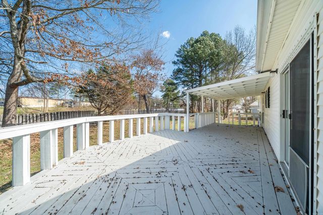 129 Century Cir, Hot Springs, AR 71913