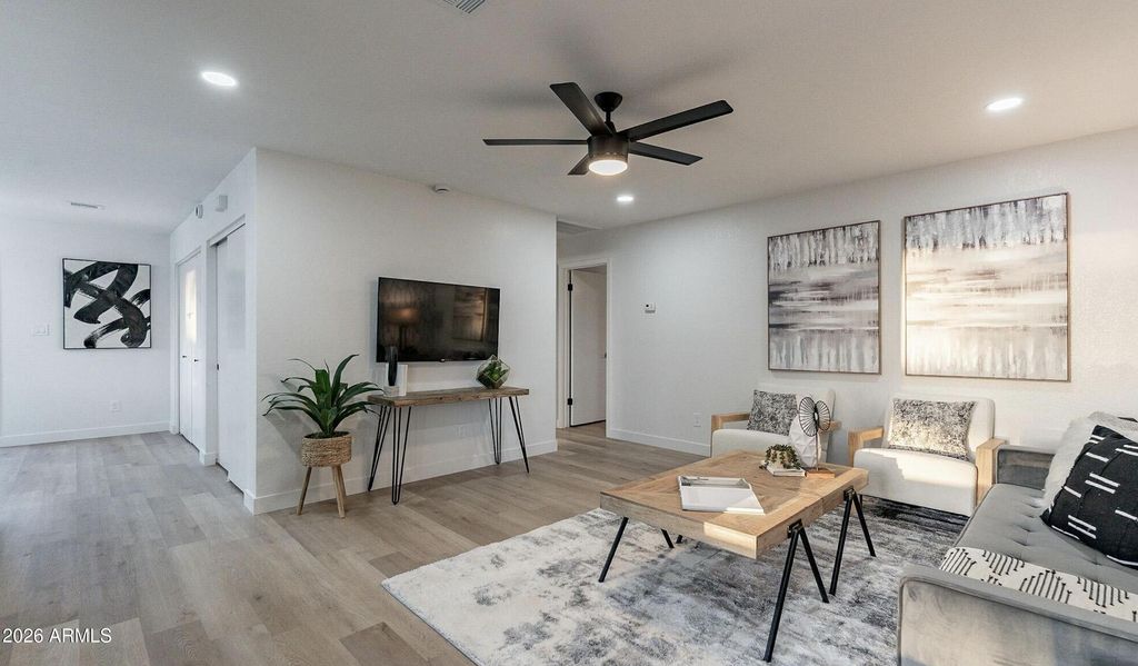 10807 W NORTHERN Avenue 133, Glendale, AZ 85307