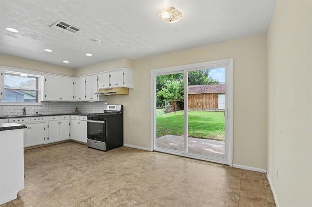 1724 Serenade Drive, Oklahoma City, OK 73130