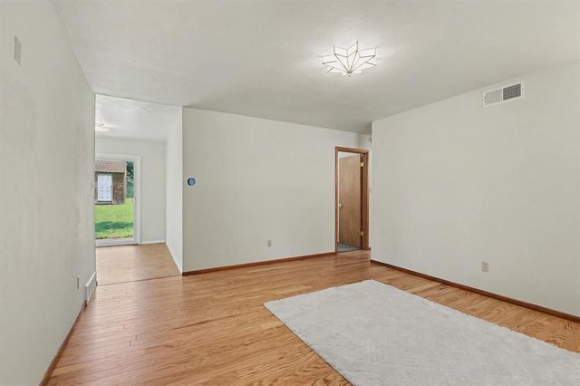 1724 Serenade Drive, Oklahoma City, OK 73130