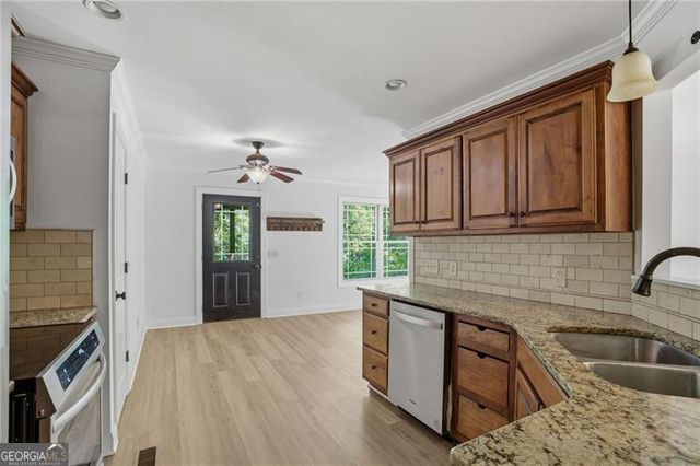 3552 Ridge Drive, Gainesville, GA 30501