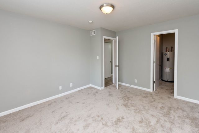 3301 Royster Ln Apt 1207, Clarksville, TN 37042