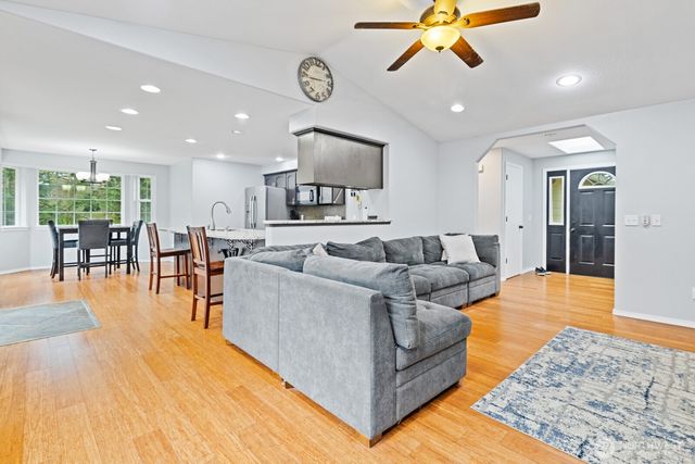 31027 Prevedell Road, Sedro Woolley, WA 98284