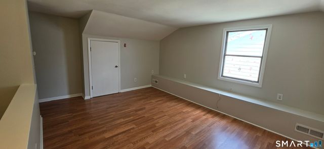 736 Savin Avenue 2R, West Haven, CT 06516
