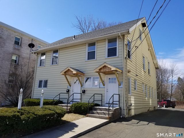 736 Savin Avenue 2R, West Haven, CT 06516