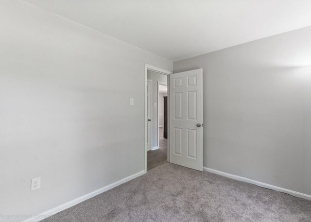 745 WHITE SANDS DR, Lusby, MD 20657