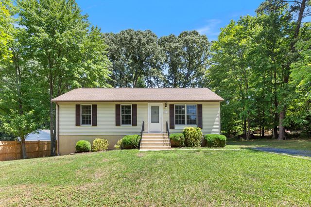 745 WHITE SANDS DR, Lusby, MD 20657