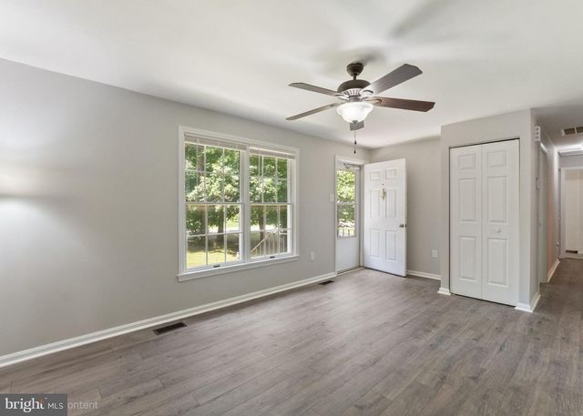 745 WHITE SANDS DR, Lusby, MD 20657