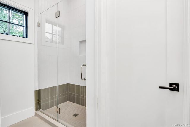 523 Long Beach Road, Nissequogue, NY 11780