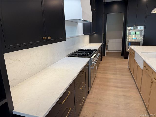 523 Long Beach Road, Nissequogue, NY 11780