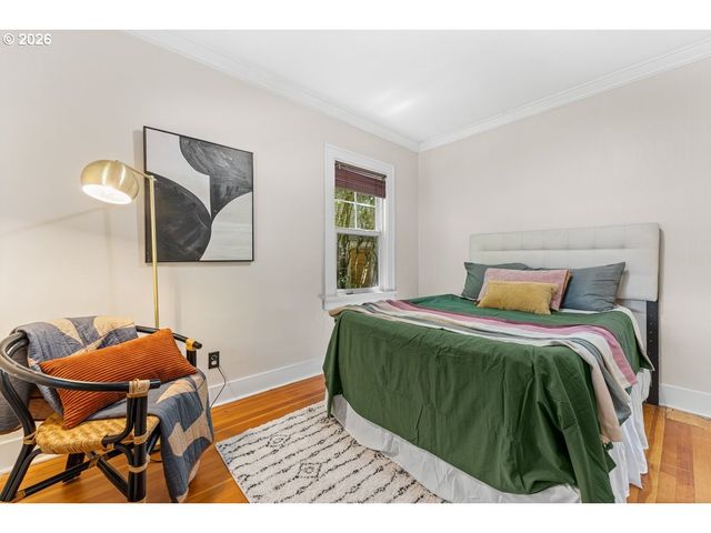 7060 N KERBY Ave, Portland, OR 97217