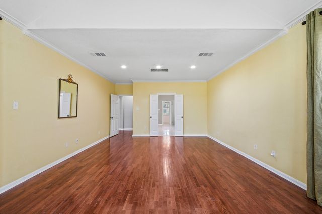 9515 Sotherloch Lake Drive, Spring, TX 77379