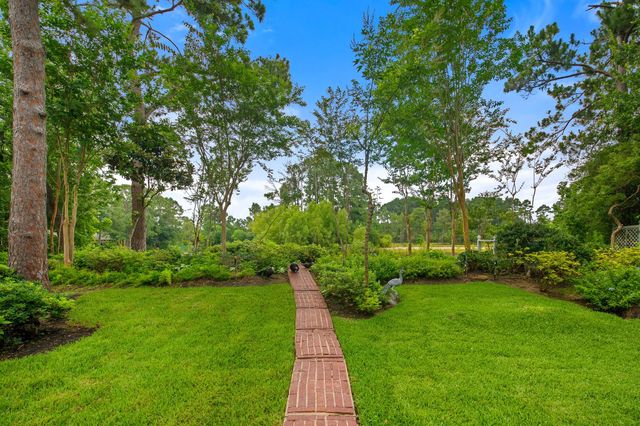 9515 Sotherloch Lake Drive, Spring, TX 77379