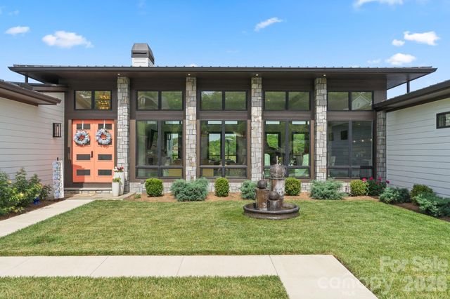 165 Israel Road, Leicester, NC 28748