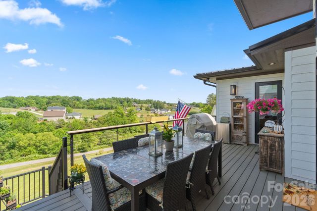 165 Israel Road, Leicester, NC 28748
