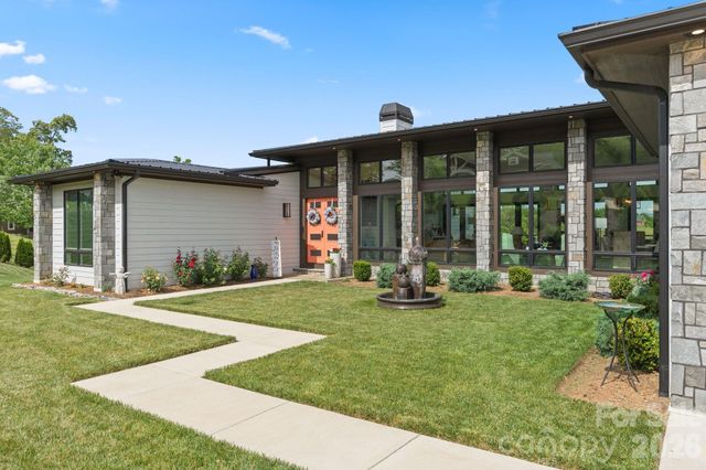 165 Israel Road, Leicester, NC 28748