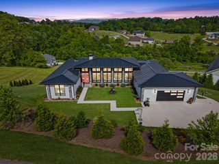165 Israel Road, Leicester, NC 28748