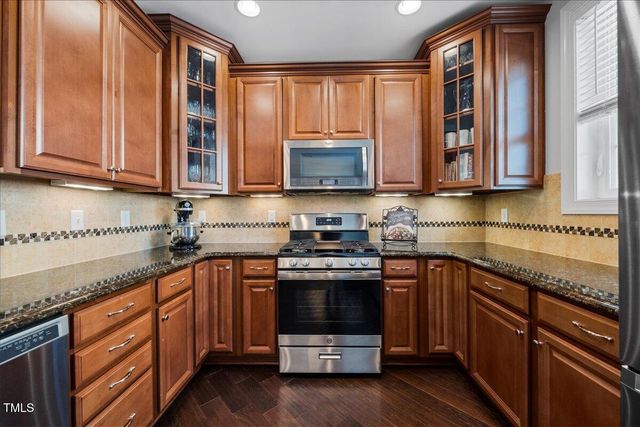 10520 Sablewood Drive 103, Raleigh, NC 27617
