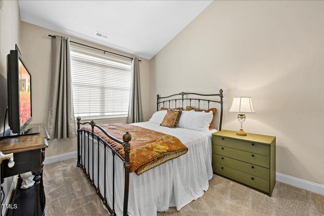 10520 Sablewood Drive 103, Raleigh, NC 27617