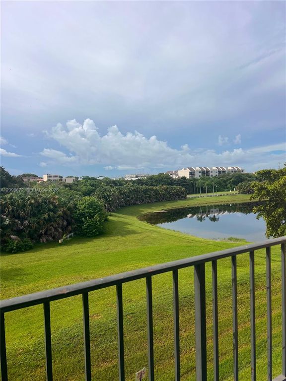 820 NW 87th Avenue 412, Miami, FL 33172