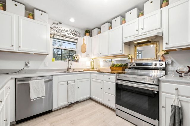 1999 E Logan Street, Republic, MO 65738