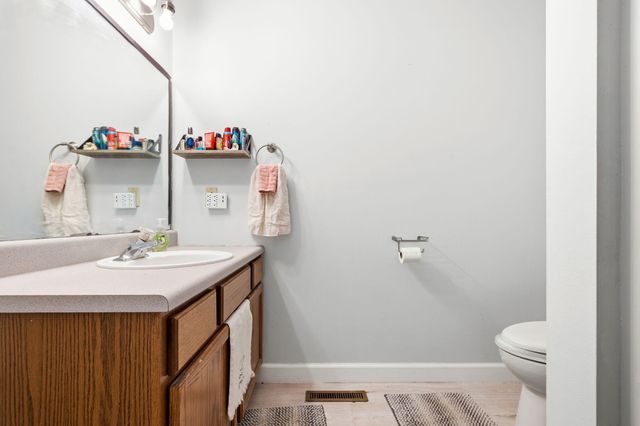 1999 E Logan Street, Republic, MO 65738