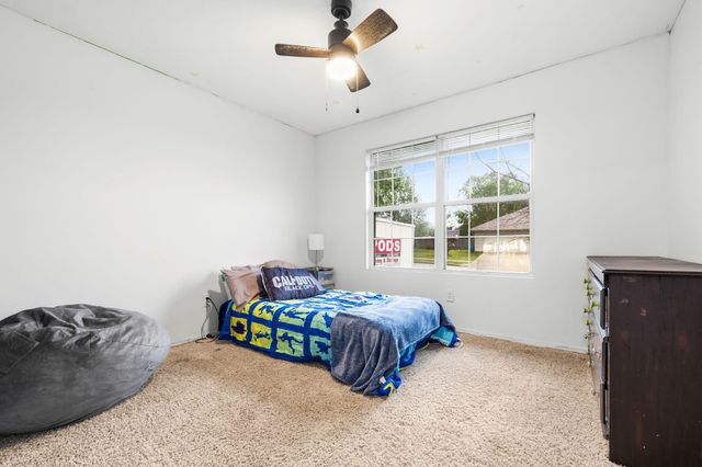 1999 E Logan Street, Republic, MO 65738