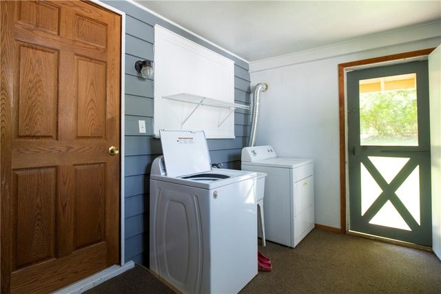 311 S 7th Street, Youngwood, PA 15697