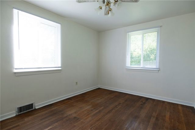 311 S 7th Street, Youngwood, PA 15697