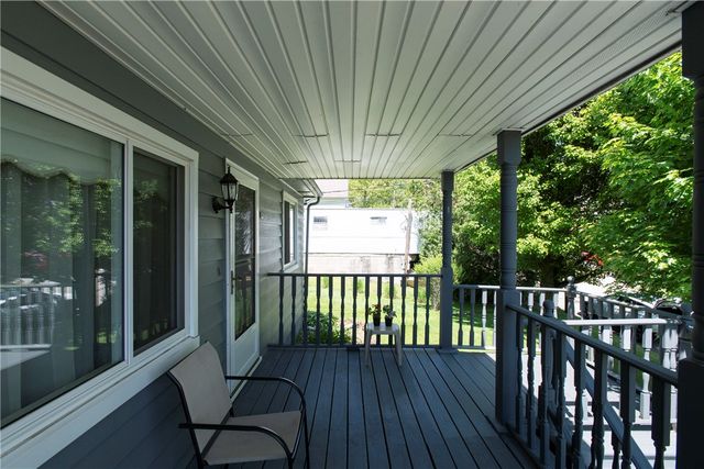 311 S 7th Street, Youngwood, PA 15697