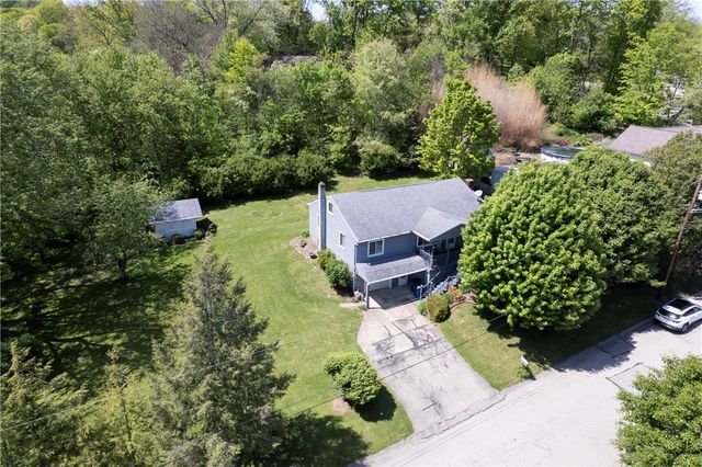 311 S 7th Street, Youngwood, PA 15697