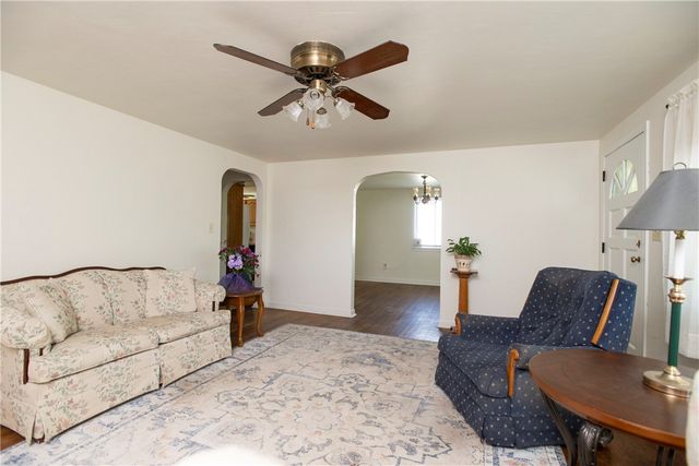 311 S 7th Street, Youngwood, PA 15697