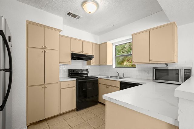 1606 Dale CV, Round Rock, TX 78664