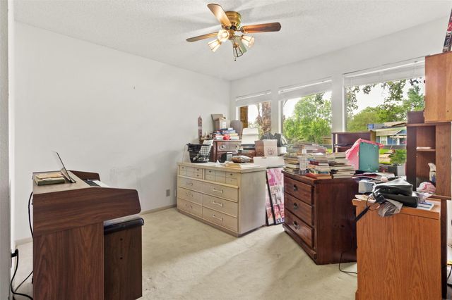 206 Stanford Street, Lake Jackson, TX 77566