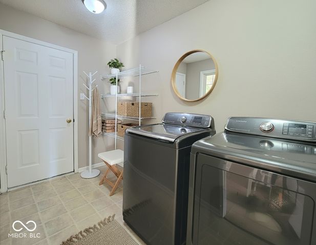 3415 Spring Wind Lane, Indianapolis, IN 46239