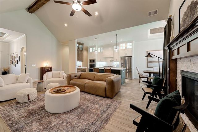 8208 Dax Drive, Edmond, OK 73034