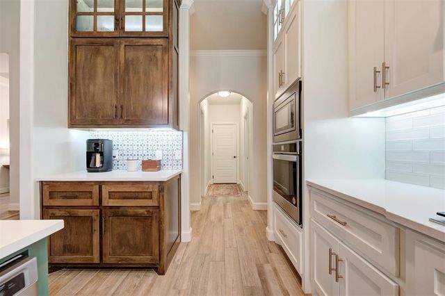 8208 Dax Drive, Edmond, OK 73034