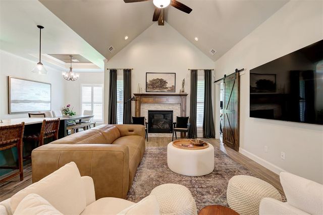 8208 Dax Drive, Edmond, OK 73034