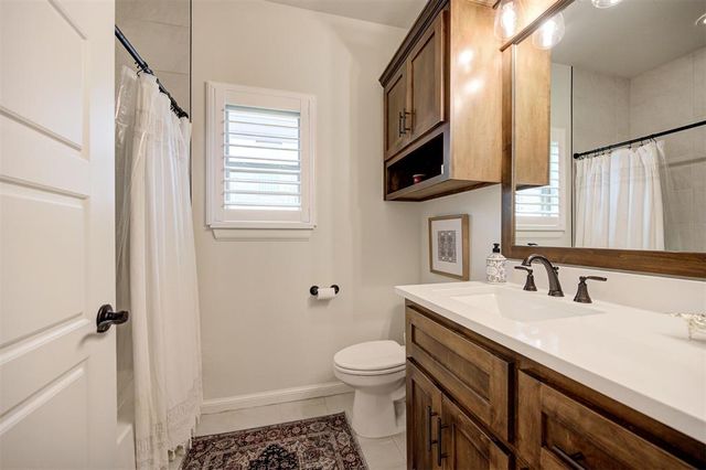8208 Dax Drive, Edmond, OK 73034