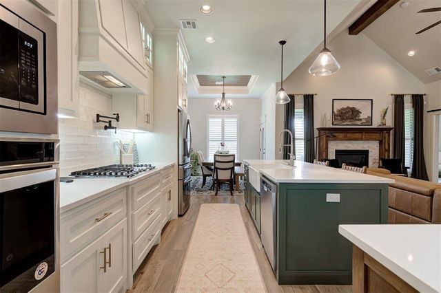 8208 Dax Drive, Edmond, OK 73034