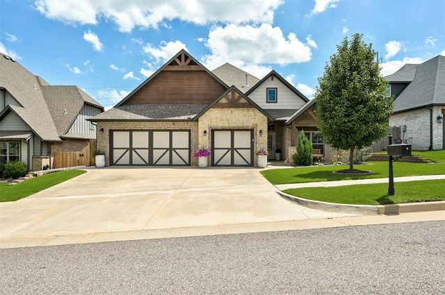 8208 Dax Drive, Edmond, OK 73034