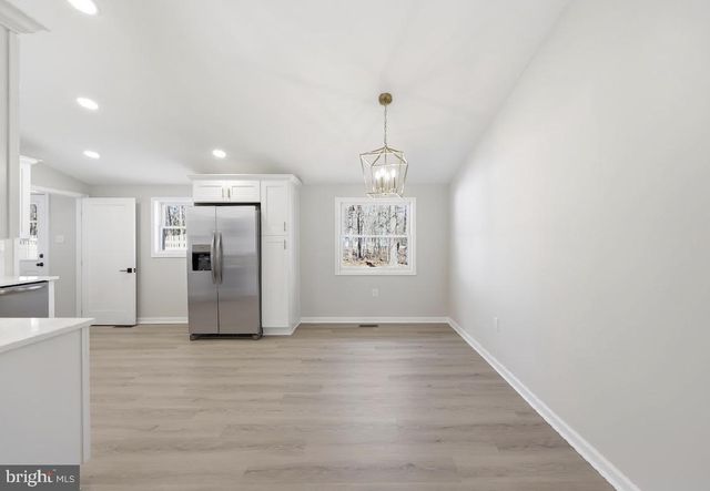 2011 DEER TRACK LN, Hammonton, NJ 08037