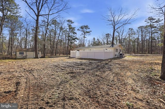 2011 DEER TRACK LN, Hammonton, NJ 08037